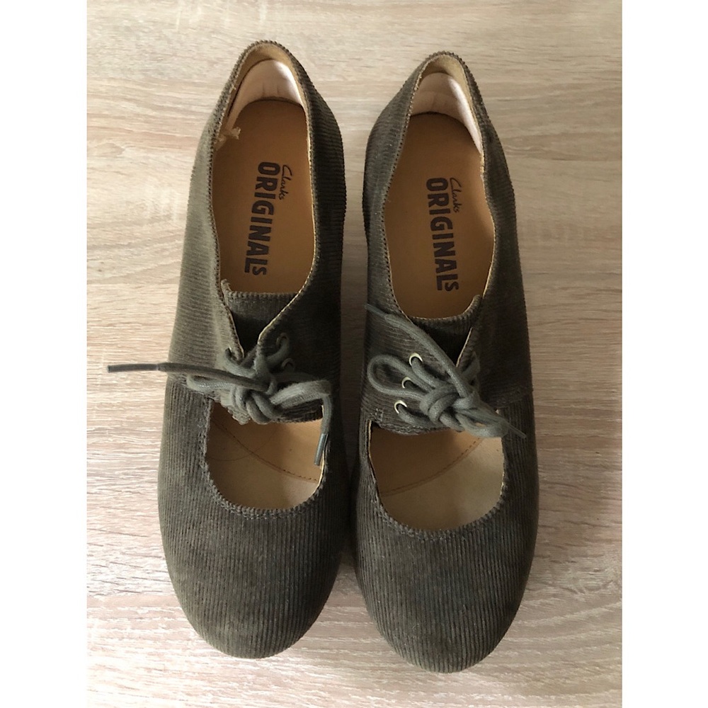 Clarks Originals Olive Corduroy Lace-Up Wedge Shoes Ladies 8.5 9